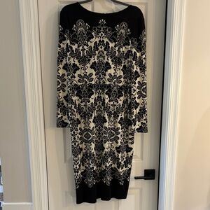 Maggy London Black and Cream Long Sleeve Dress